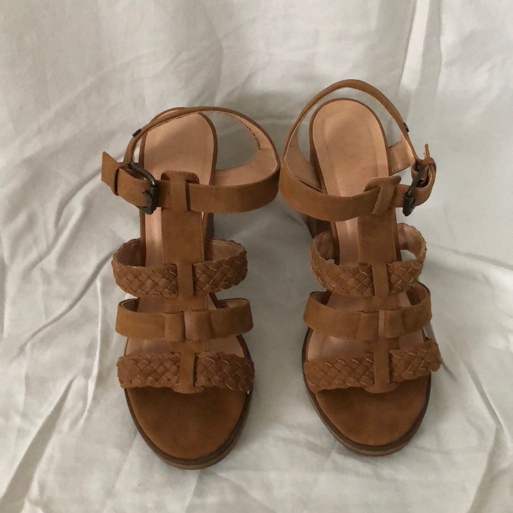 Heels! - Picture 2 of 3